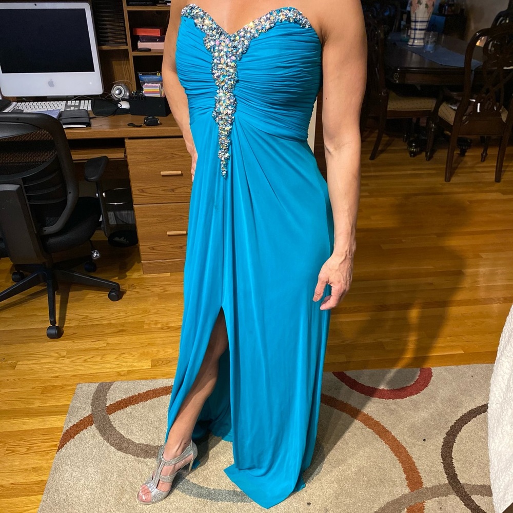 Turquoise strapless gown